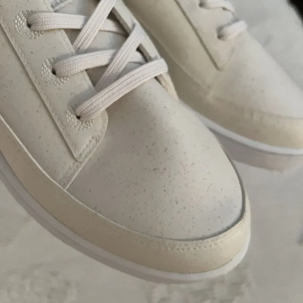 Allbirds plant-based leather pushes sneakers, Size 13, cream color, outdoor